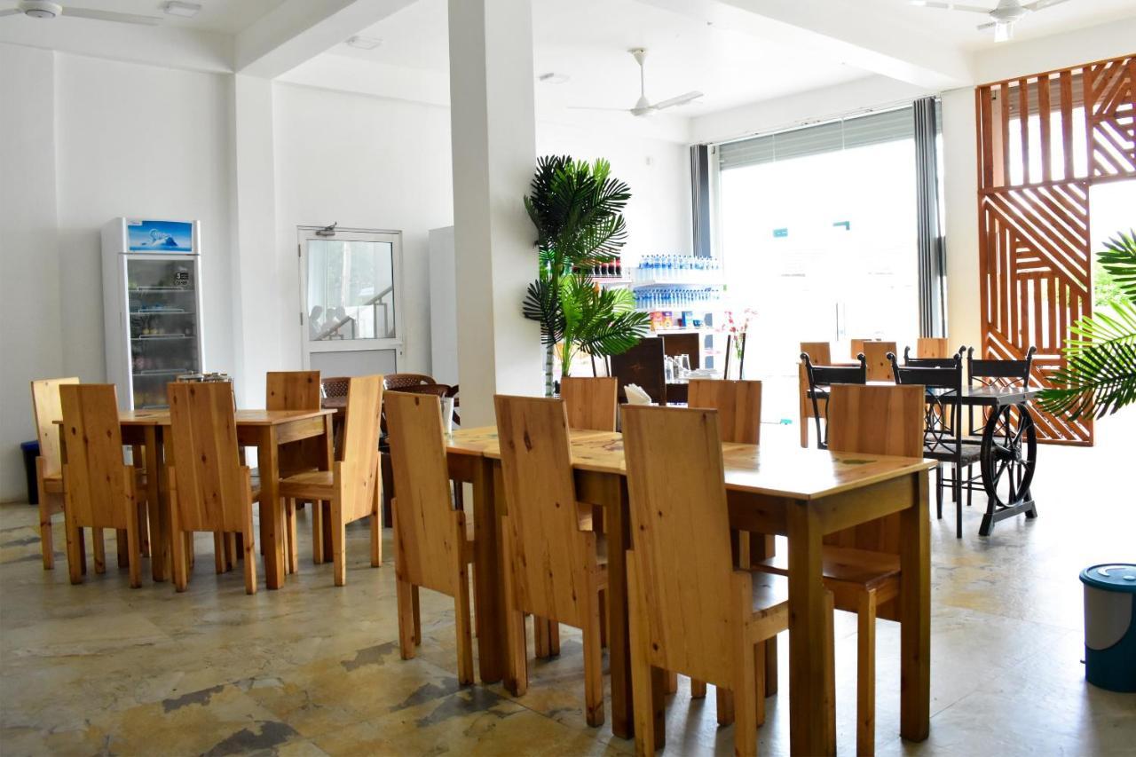 Mallika Resort Trincomalee Luaran gambar